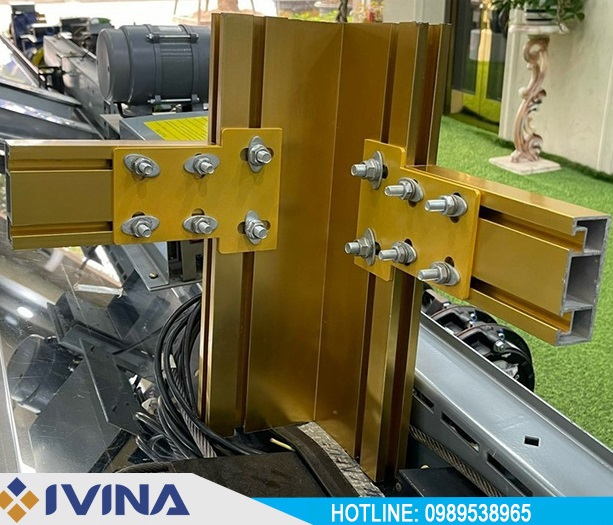 Khung nhôm định hình thang máy bắt ốc