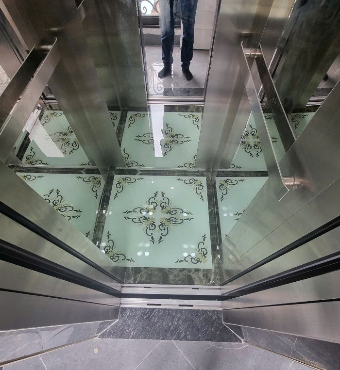 Sàn kinh cường lực hoa văn kích thước 1000x 1000 mm