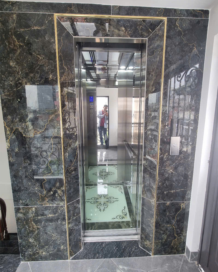 Vách bên trong cabin 1000 x 1000 mm inox 304 sọc nhuyễn