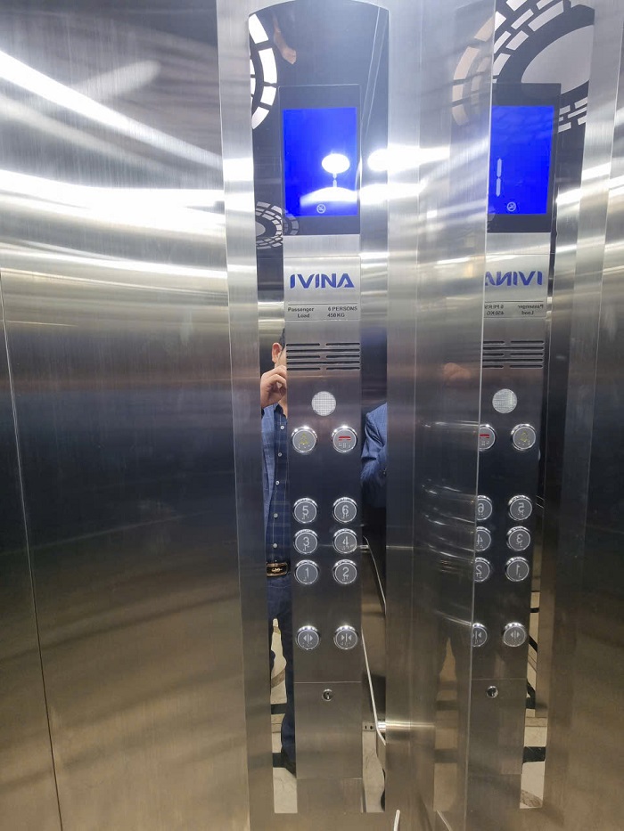 Bảng gọi cabin (Button) inox sọc nhuyễn xen inox trắng gương