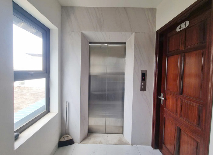 Thang máy gia đình 650kg tải khách kích thước hố 1800x1900mm, cabin 1400x1200mm, cửa CO800x2100mm báo giá giám sát thi công lắp đặt trọn gói